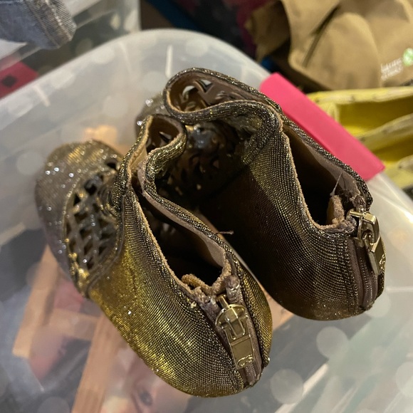 Women’s Heels - Picture 5 of 7